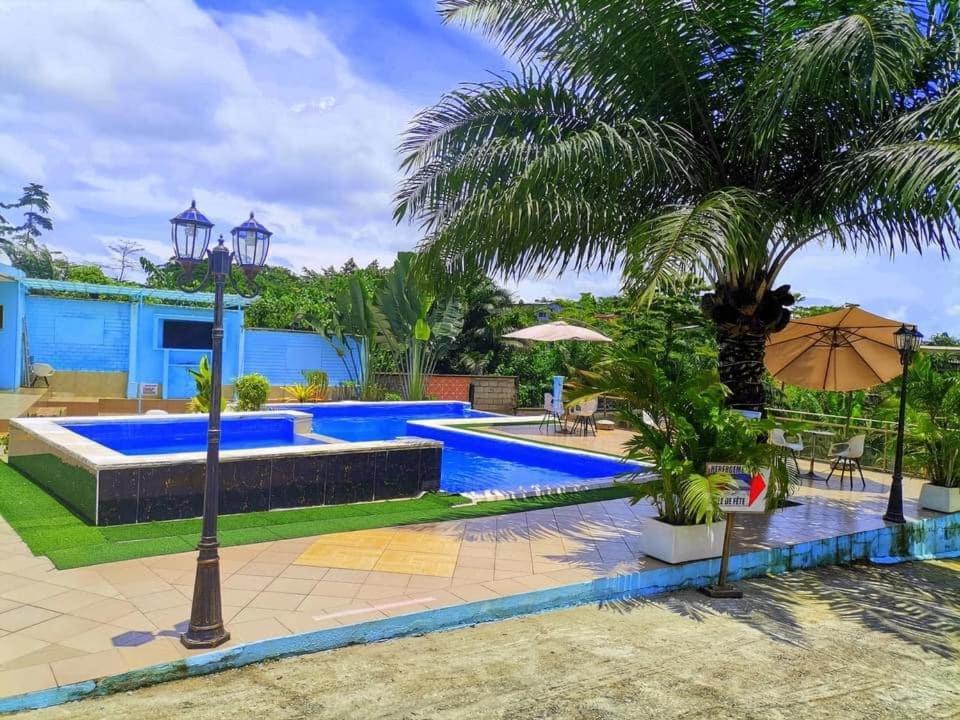 Mont Bleu Hotel Libreville Exterior foto