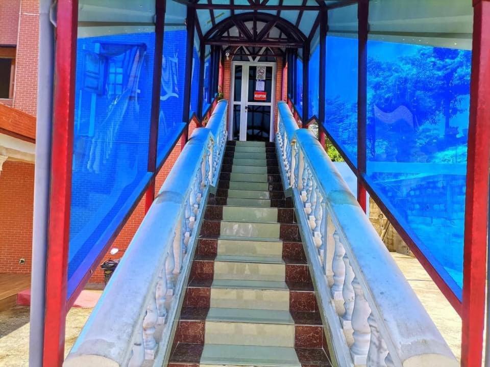 Mont Bleu Hotel Libreville Exterior foto