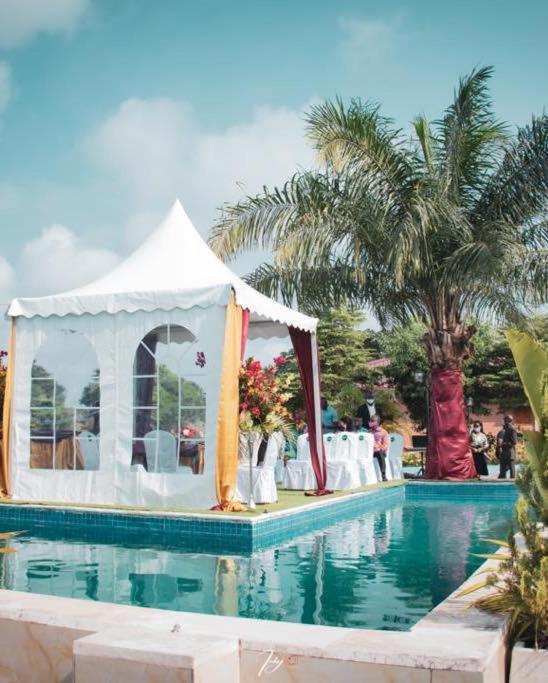 Mont Bleu Hotel Libreville Exterior foto