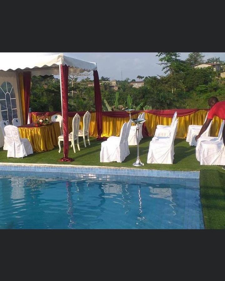 Mont Bleu Hotel Libreville Exterior foto